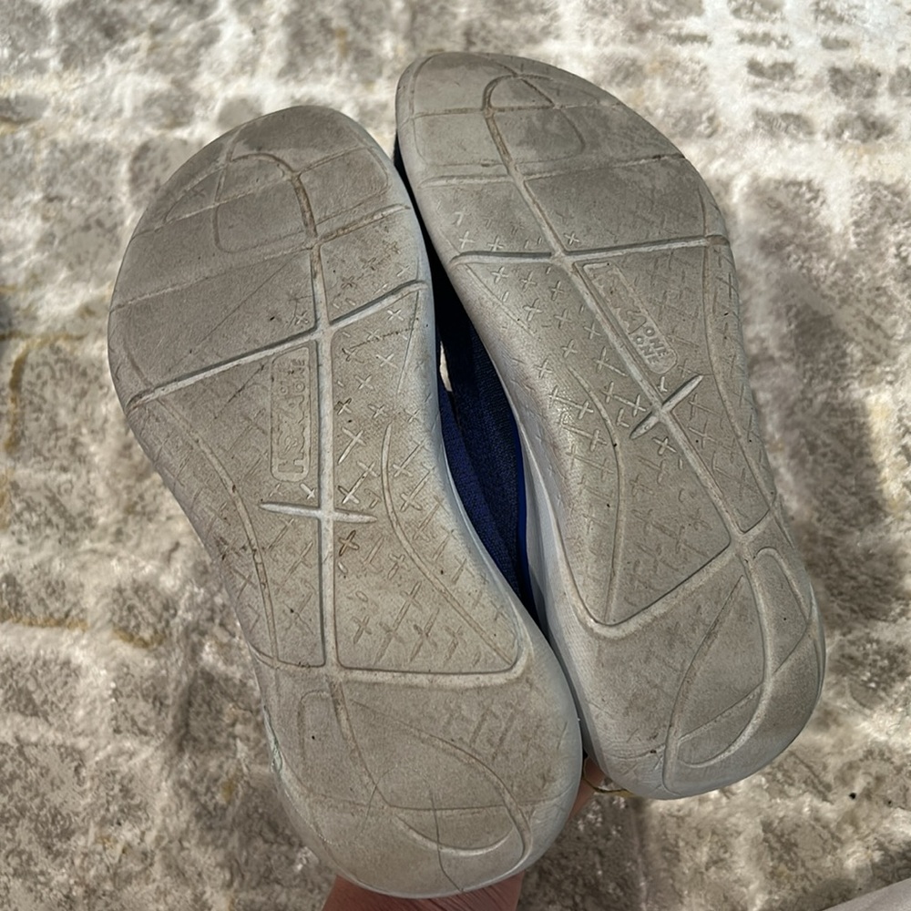 Hoka One One Hupana Flow Sneakers - image 6